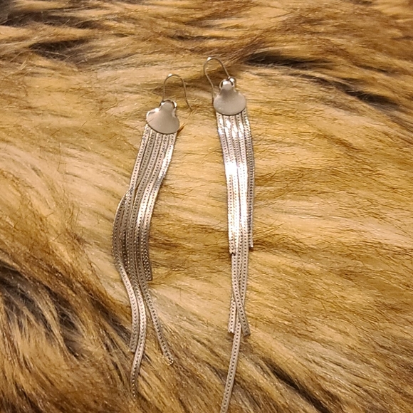 earrings - Picture 3 of 3